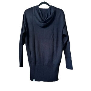 Totemmi yoga hoodie 100% sustainable baby alpaca wool athleisure Black
